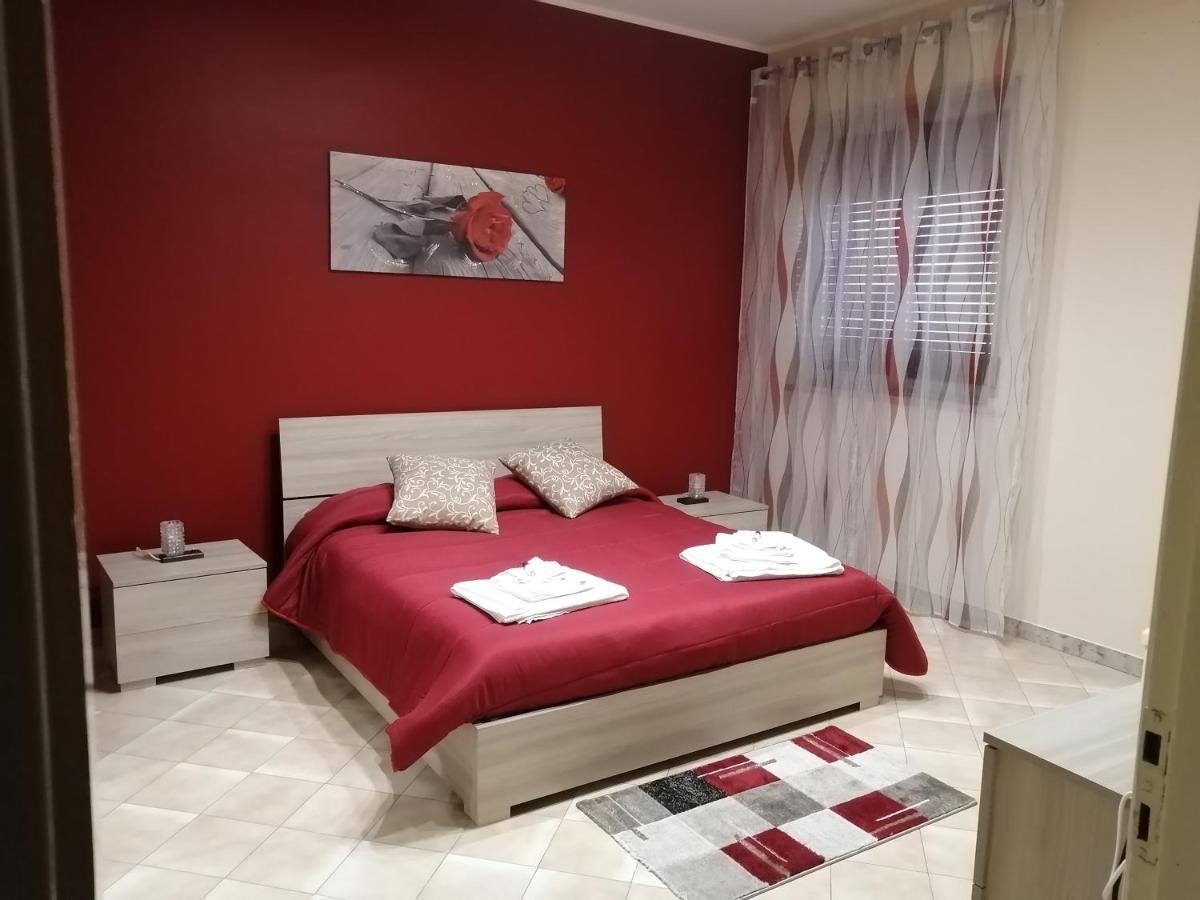Casa Vacanza Petrulli ซัฟเฟรานา เอตเนอา ภายนอก รูปภาพ